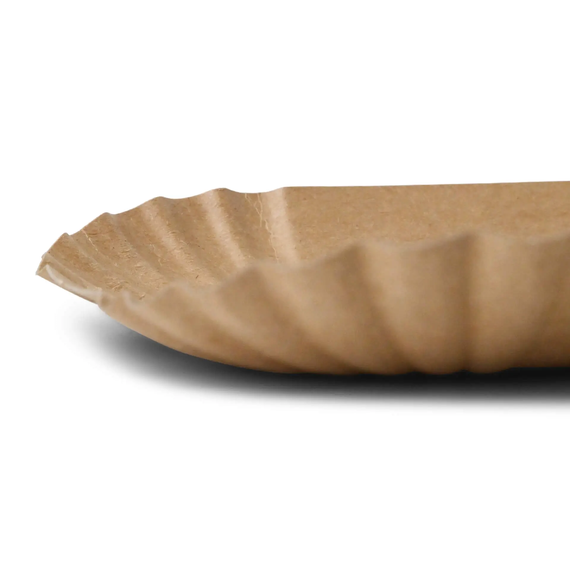 Vassoio di cartone, forma rettangolare, realizzato in cartone marrone riciclato con bordo ondulato; adatto per snack e biodegradabile.