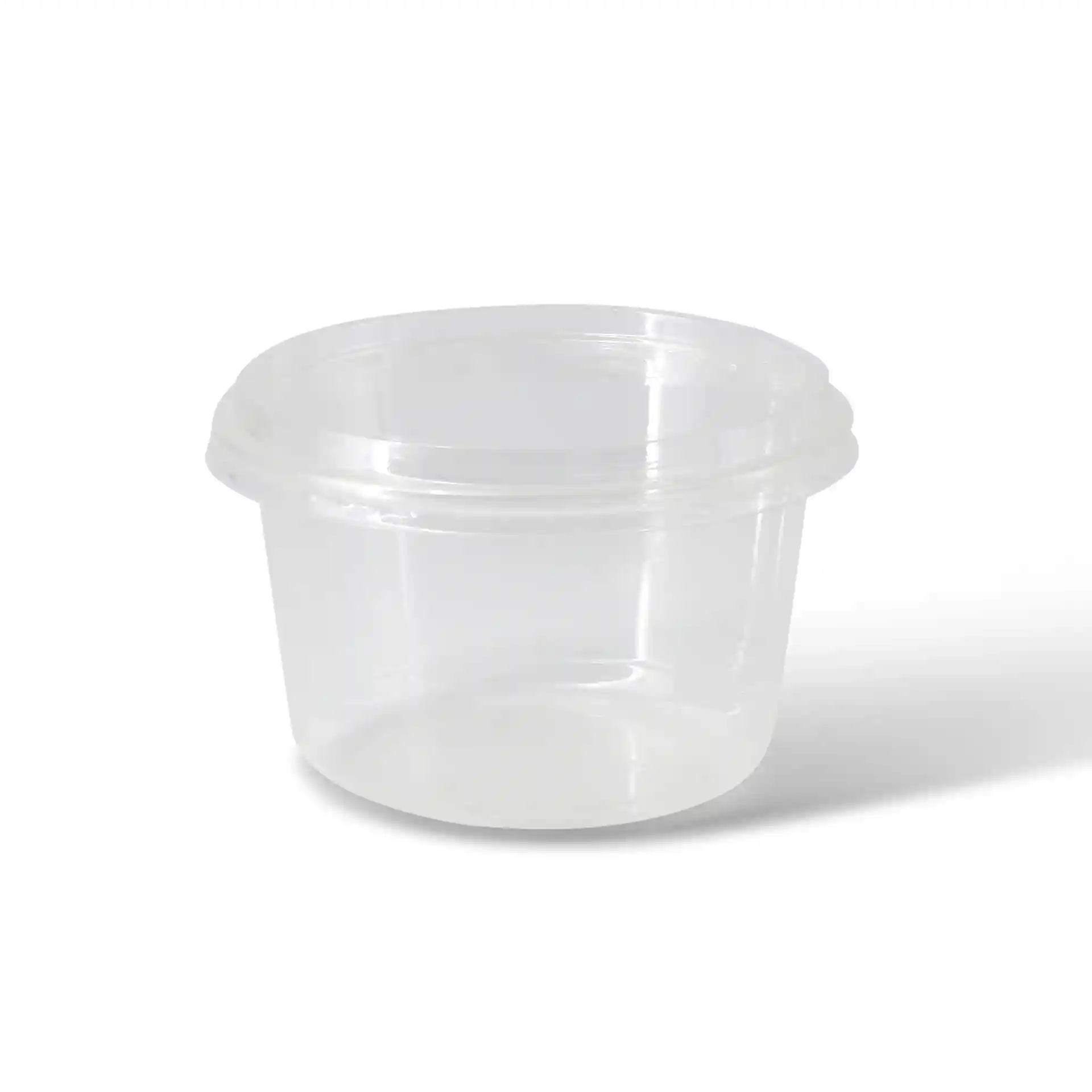 Contenitore rotondo trasparente con capacità di 500 ml e diametro di 121 mm.