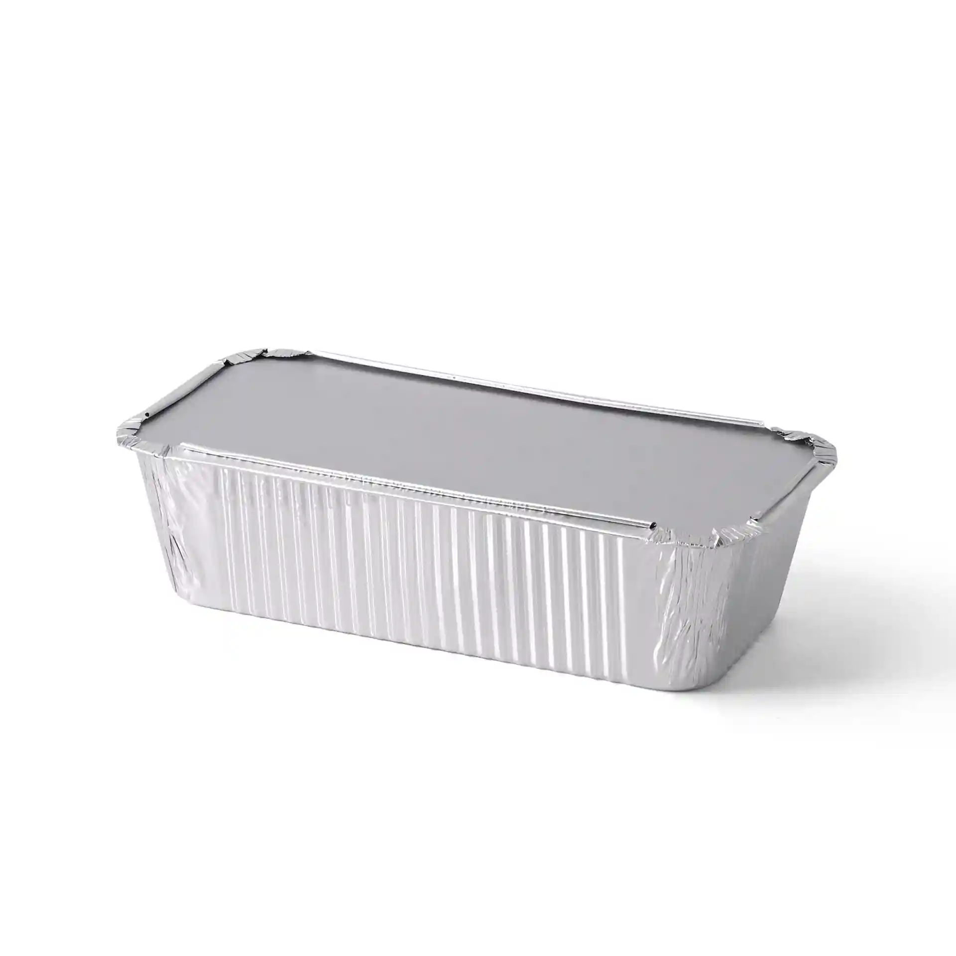 Contenitore in alluminio rettangolare con coperchio, misura 21,8 x 11,3 x 5,4 cm e volume di 900 ml.