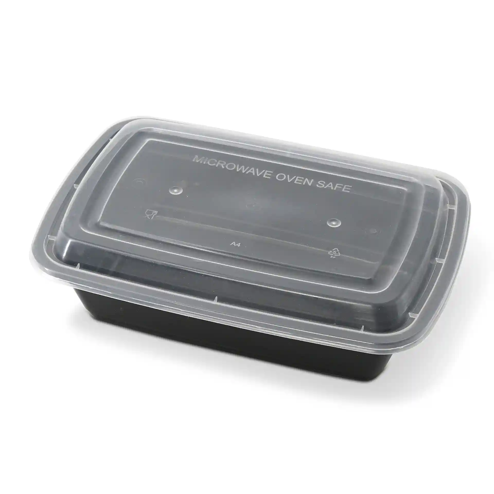 Contenitore rettangolare nero con coperchio trasparente, etichettato come adatto al microonde, misura 222 mm per 150 mm.