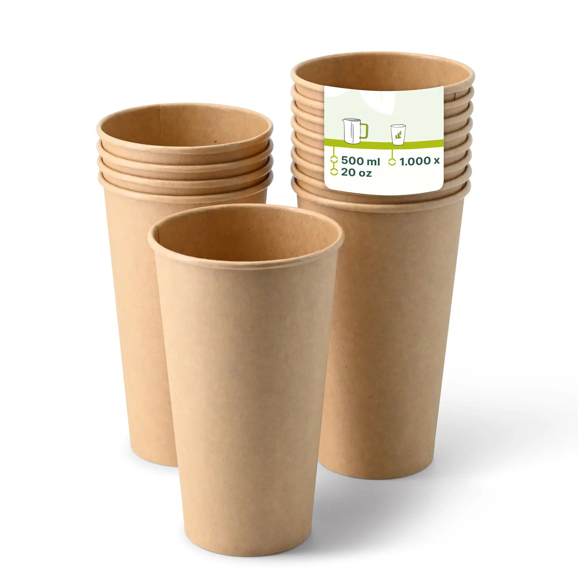 Un bicchiere di carta marrone (20 oz) con rivestimento PE in primo piano; diversi bicchieri simili con opacità ridotta dietro.