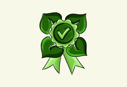Badge di certificazione verde con un segno di spunta, circondato da foglie e un design a nastro.