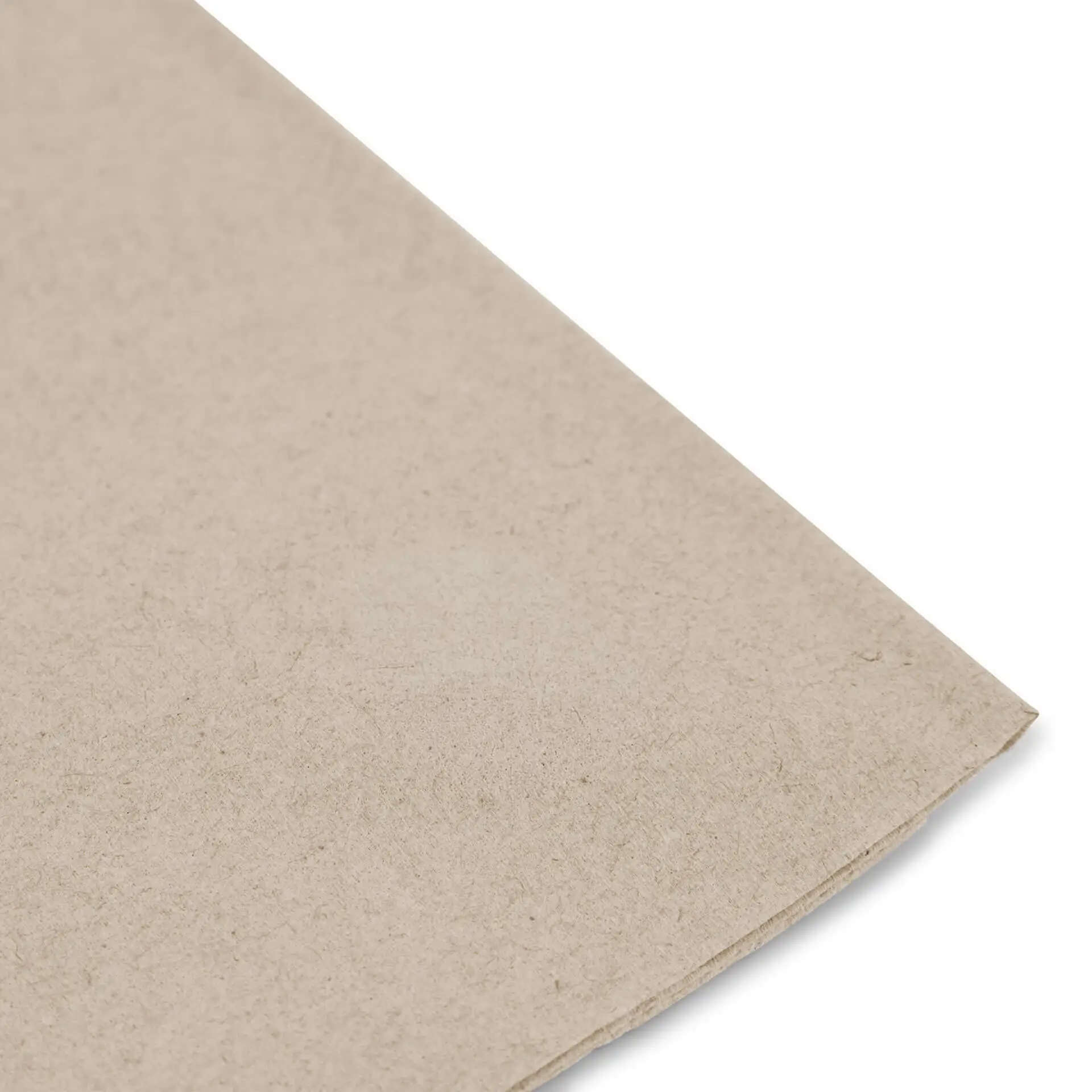 Sacchetto per posate in carta riciclata non sbiancata di forma rettangolare con simbolo di riciclo stampato e testo.
