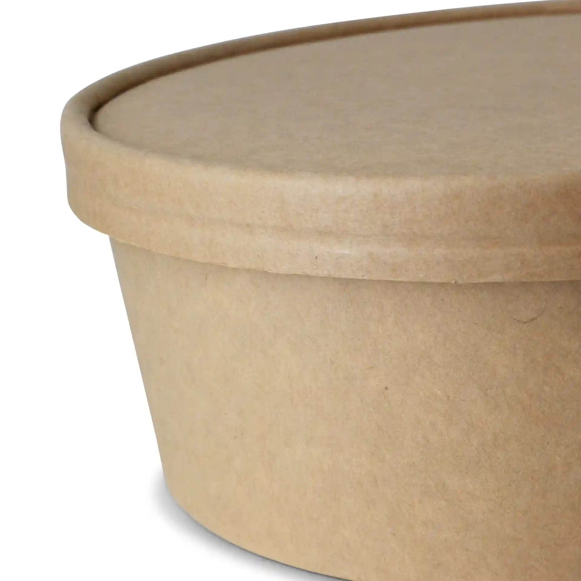 Contenitore rotondo in cartone marrone con coperchio, misura 185 mm di diametro e 16 mm di altezza.