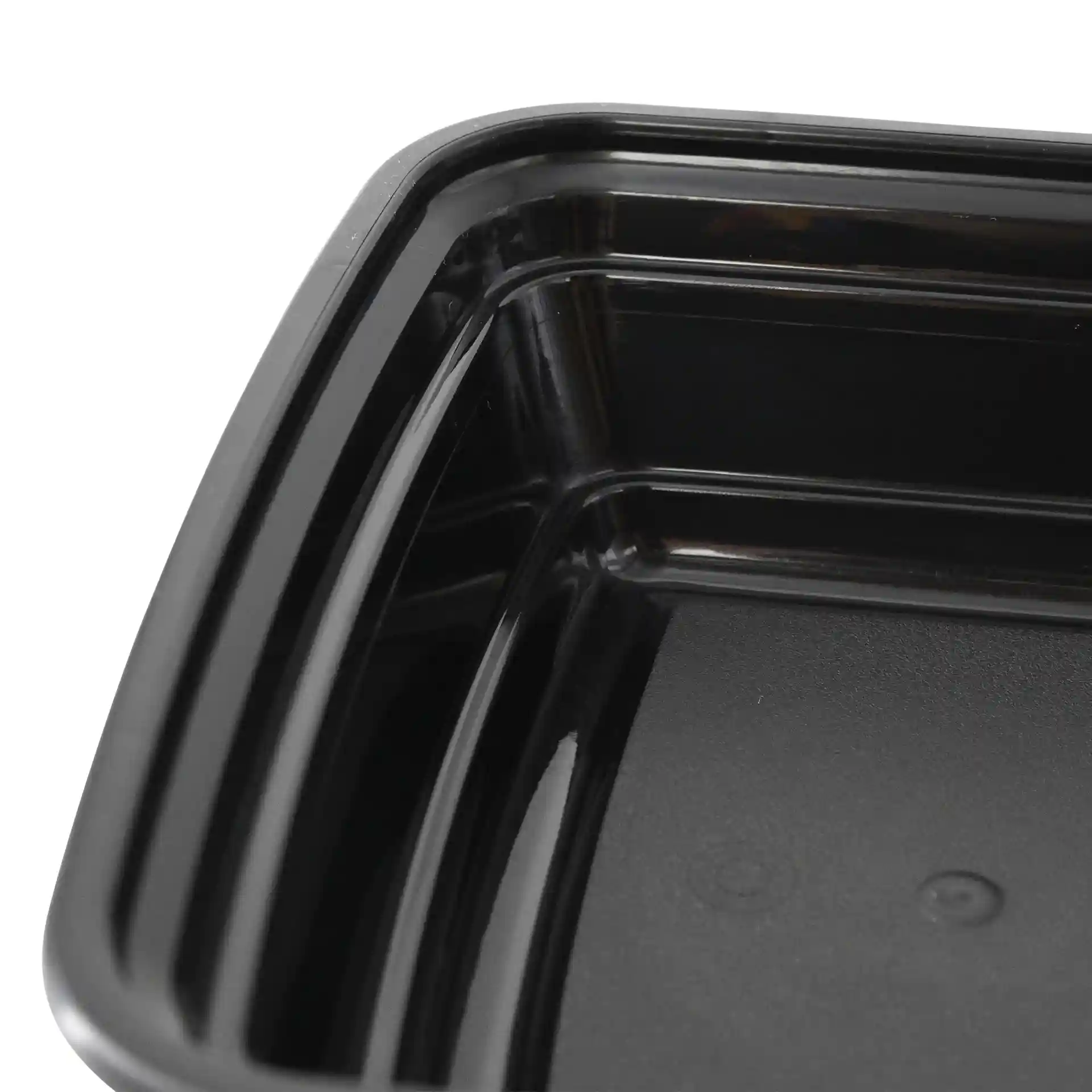 Contenitore rettangolare riutilizzabile nero con capacità di 450 ml, mostra l'interno e i bordi.
